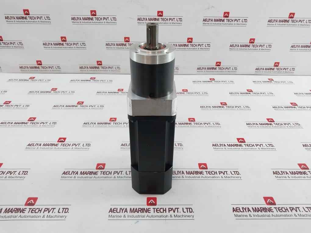 B&R 8Lsa35.Db030S200-3 Synchronous Motor With Planetary Gearbox 8Gp30-080--025S