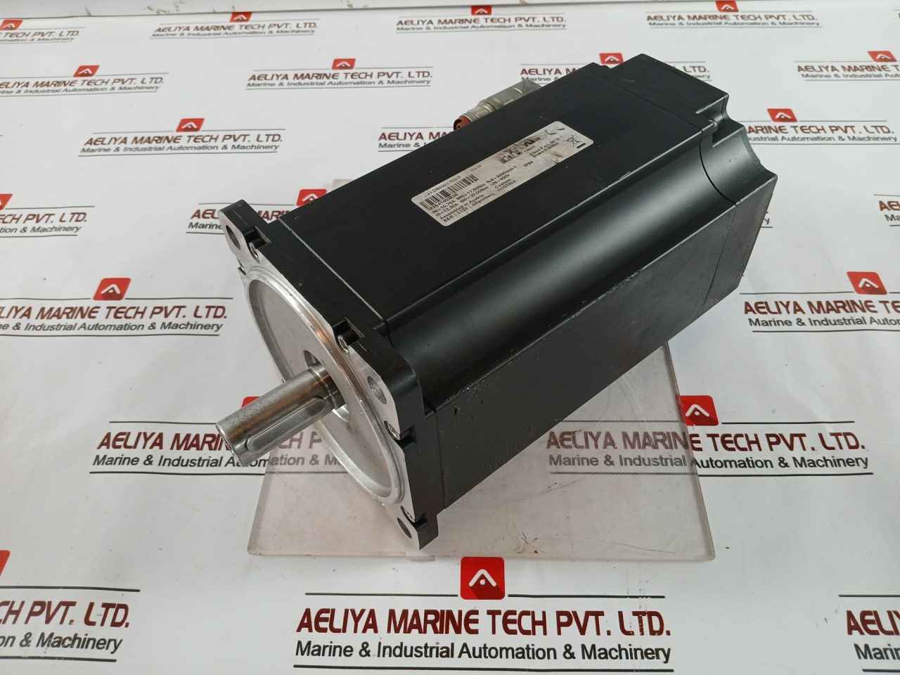 B&R 8Lsa57.Db030S100-3 Synchronous Motor M3B41403838 Ip64 0.00Nm Rev C8