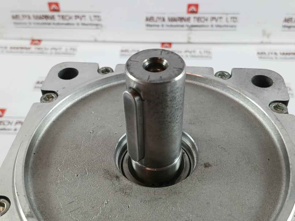 B&R 8Lsa57.Db030S100-3 Synchronous Motor M3B41403838 Ip64 0.00Nm Rev C8