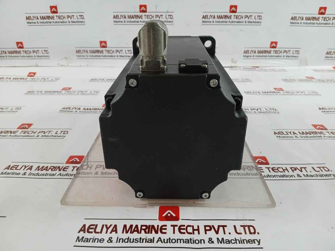 B&R 8Lsa57.Db030S100-3 Synchronous Motor M3B41403838 Ip64 0.00Nm Rev C8