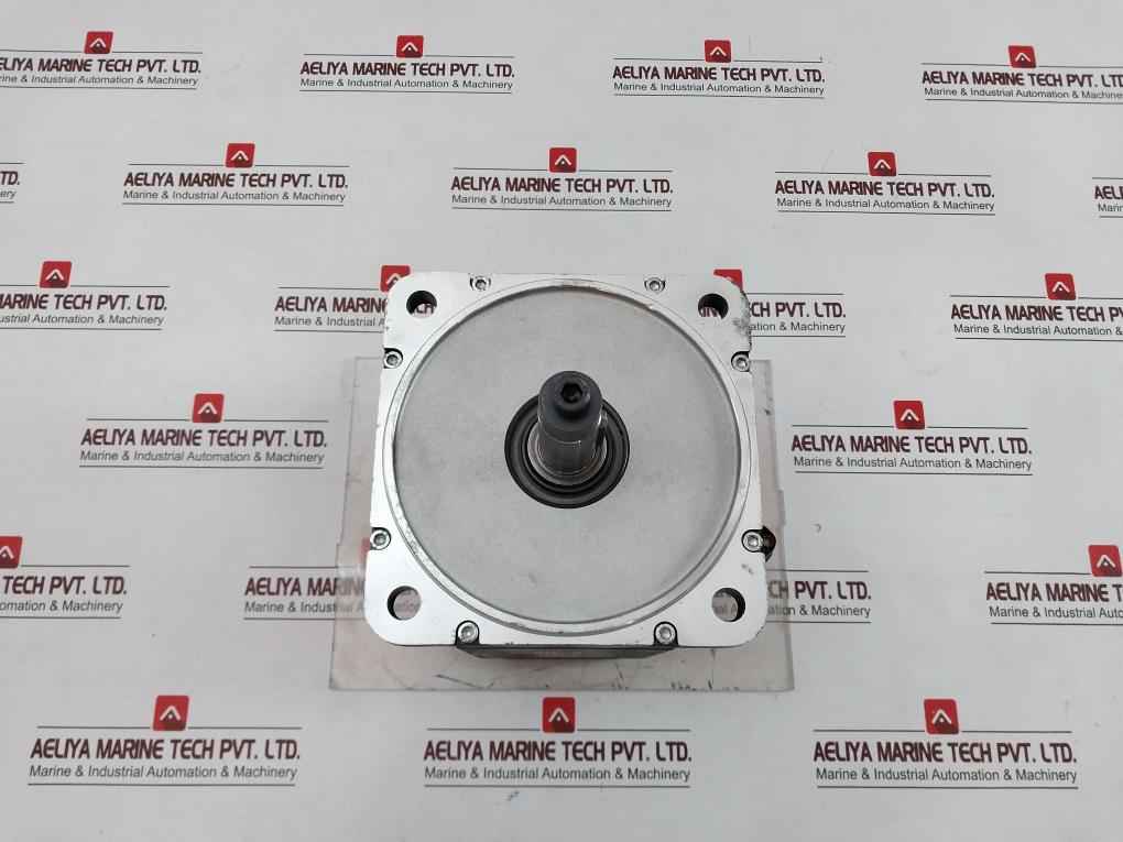 B&R 8Lsa73.Db022S700-3 Synchronous Motor Rev C4 Ip65 E235396