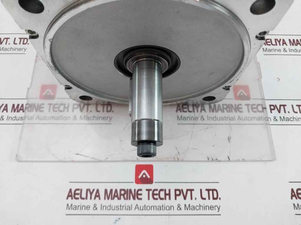 B&R 8Lsa73.Db022S700-3 Synchronous Motor Rev C4 Ip65 E235396