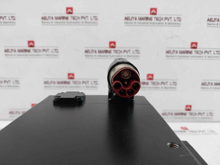B&R 8Lsa73.Db022S700-3 Synchronous Motor Rev C4 Ip65 E235396