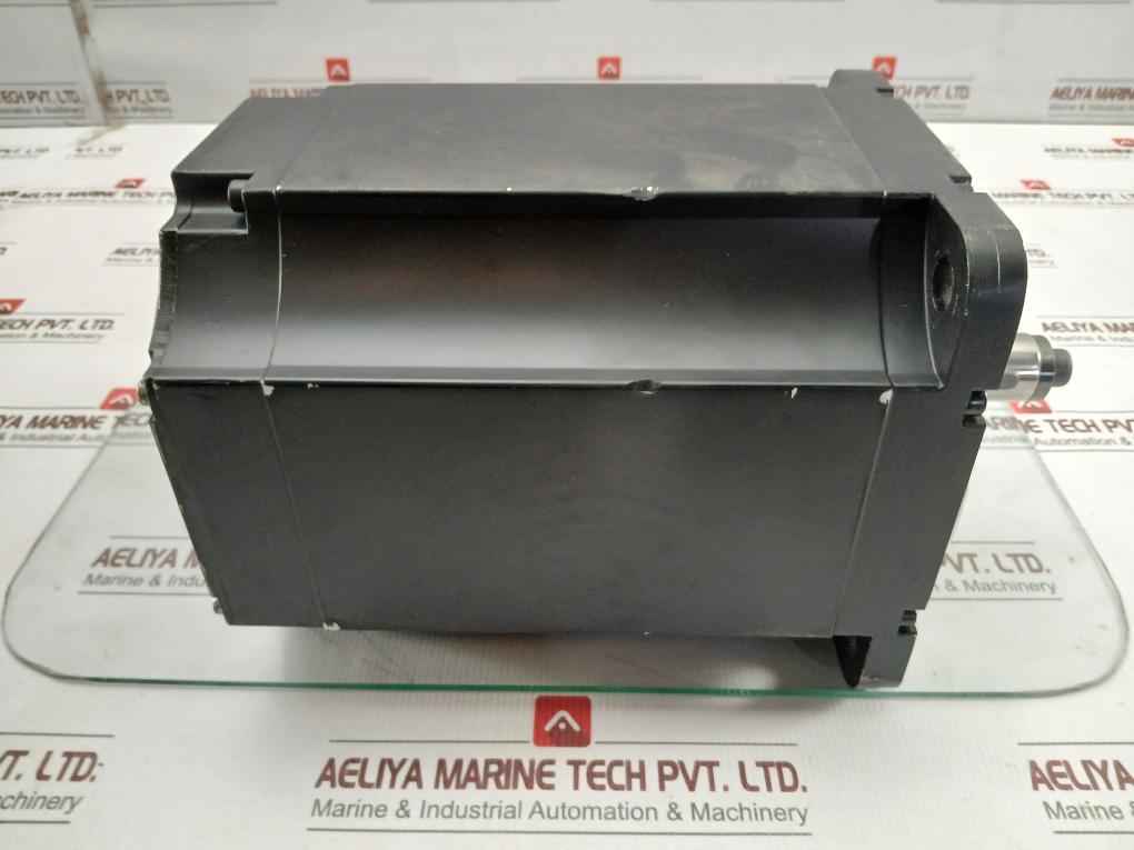 B&R 8Lsa75.Db030S100-3 Synchronous Motor Rev C8 400V E360421