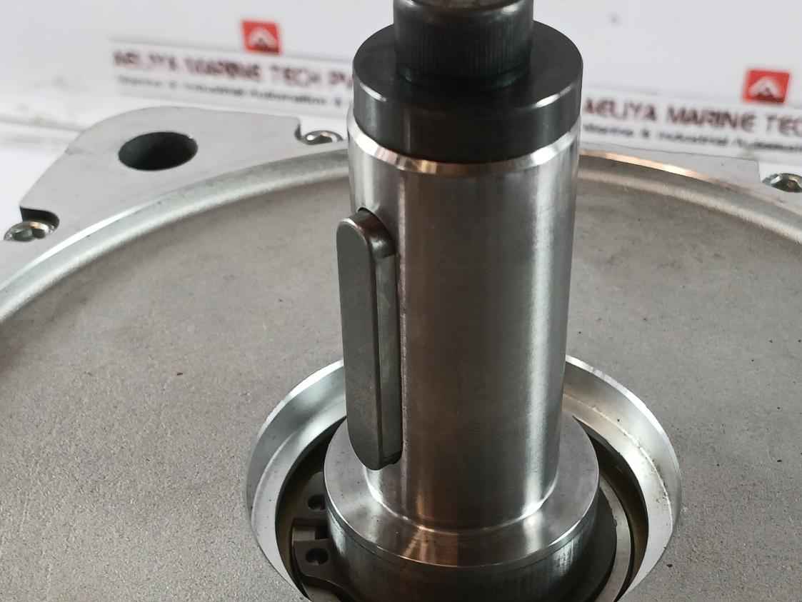 B&R 8Lsa75.Db030S100-3 Synchronous Servo Motor M3B61419399 30,00Nm 400V E360421