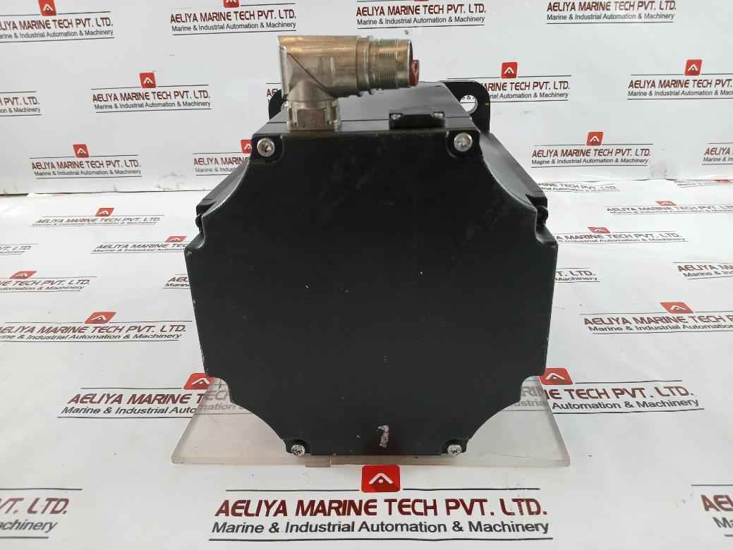 B&R 8Lsa75.Db030S100-3 Synchronous Servo Motor M3B61419399 30,00Nm 400V E360421