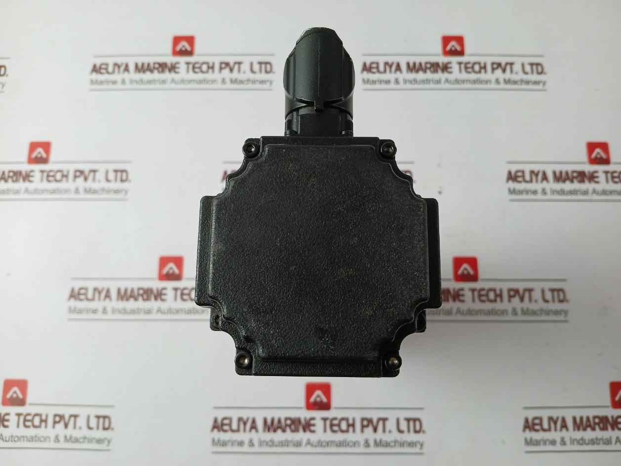 B&R 8Lva33.B9015E300-0 Synchronous Servo Motor 1500Rpm 24Vdc Rev.A0 Ip54