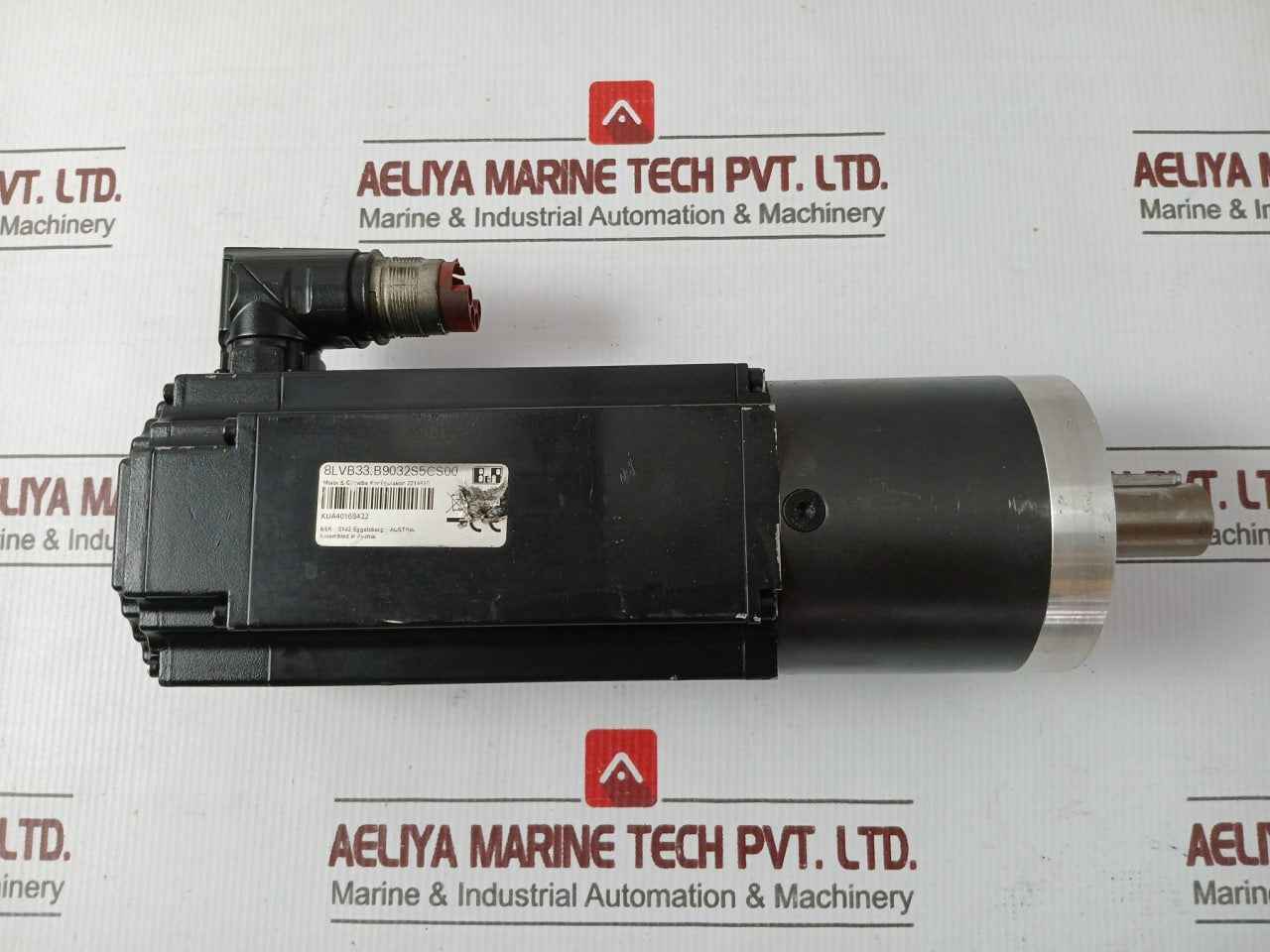 B&R 8Lva33.B9015E300-0 Synchronous Servo Motor 1500Rpm 24Vdc Rev.A0 Ip54