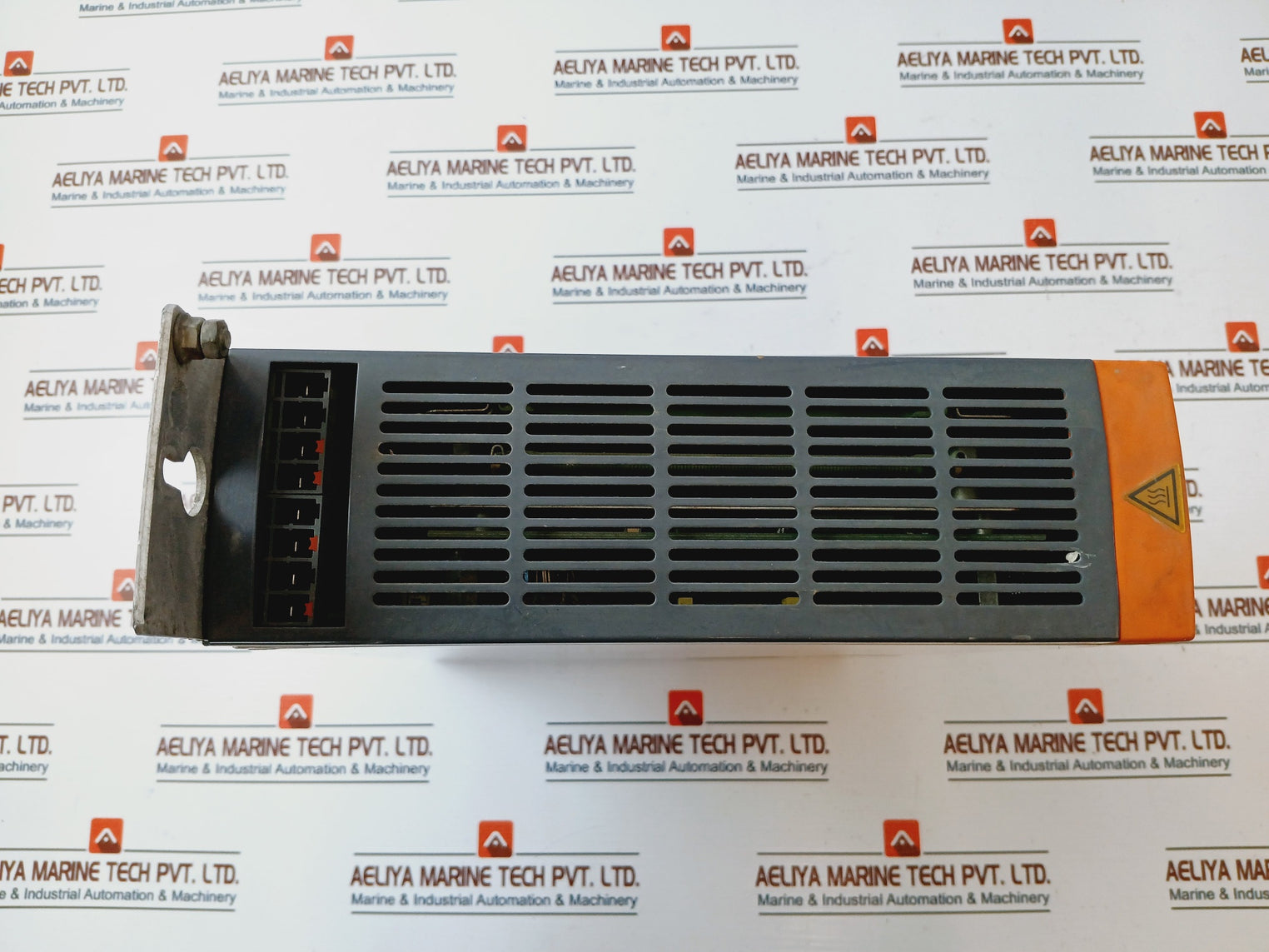 B&R 8V1045.001-2 Acopos 1045 Servo Drive 3X400-480Vac, 5Kva, 50/60Hz