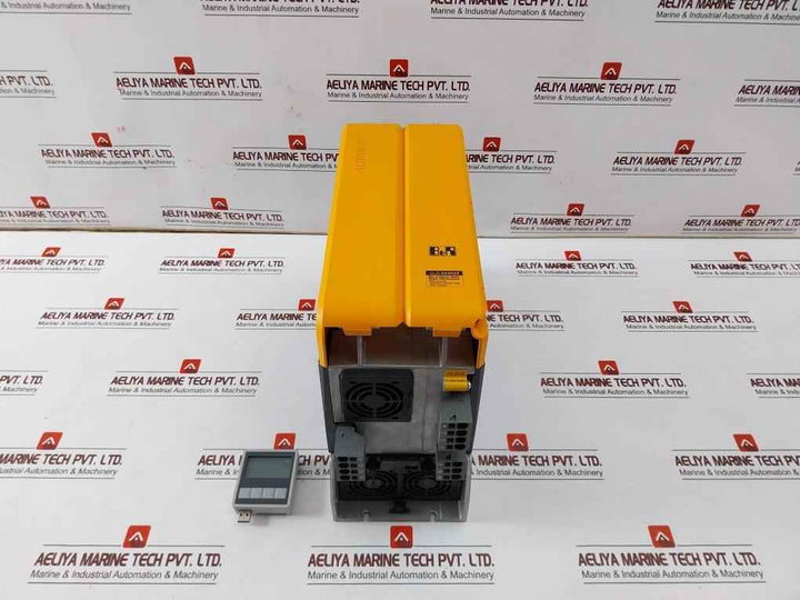 B&R 8Ei024Hws10.0200-1 Servo Drive Faa80168629 Ip20 Rev.C0 0-480Vac