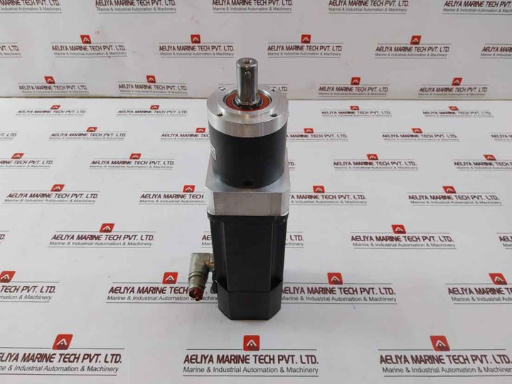 B&R 8Lsa35.Db030S200-3 Synchronous Servo Motor W/ Gearbox Ip64 E360421 Rev.A0