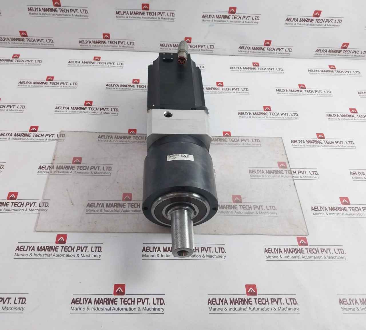 B&r 8lsa55.db030s200-3 Synchronous Motor Rev C8 Ip64 E235396