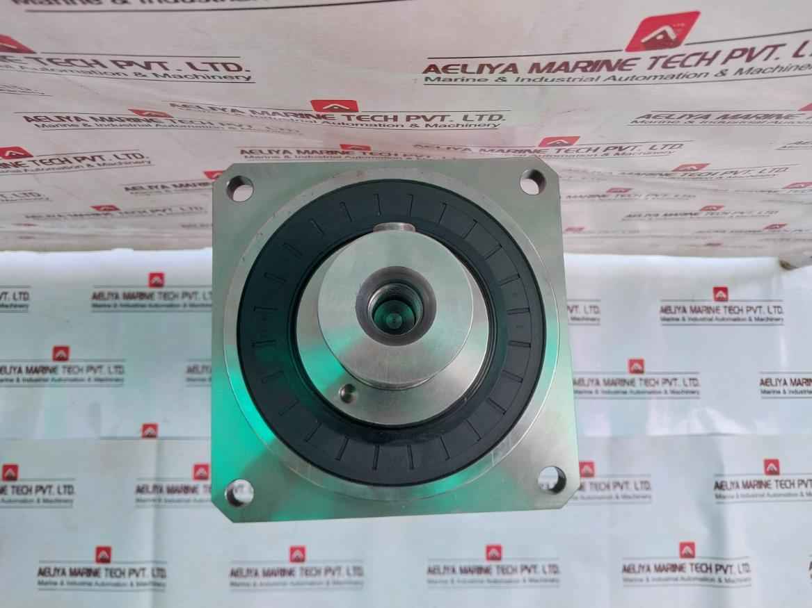 B&r 8lsa78.r2030d600-3 Synchronous Servo Motor Ab180-s2-p2 3000 Rpm Ip65