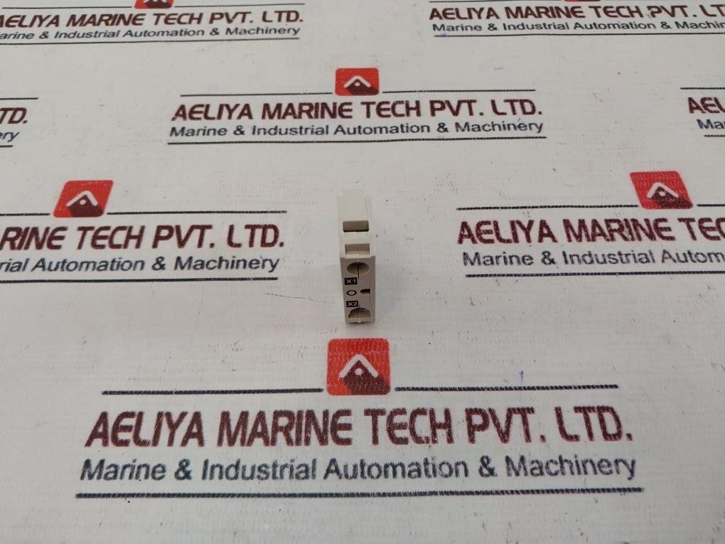 Baco 33Eawl White Indicator Lamp With Selector Switch 89009253