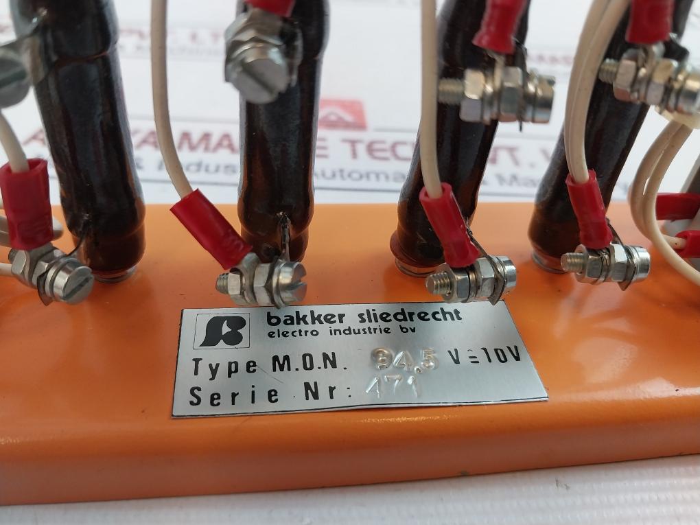 Bakker Sliedrecht M.O.N 94,5 V= 10V