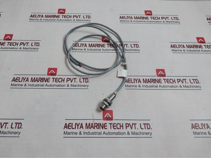 Balluff Bes0045 Inductive Proximity Switch Sensor E242293 80C 300V Vw-1