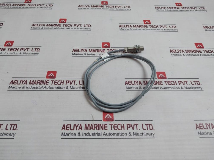Balluff Bes0045 Inductive Proximity Switch Sensor E242293 80C 300V Vw-1