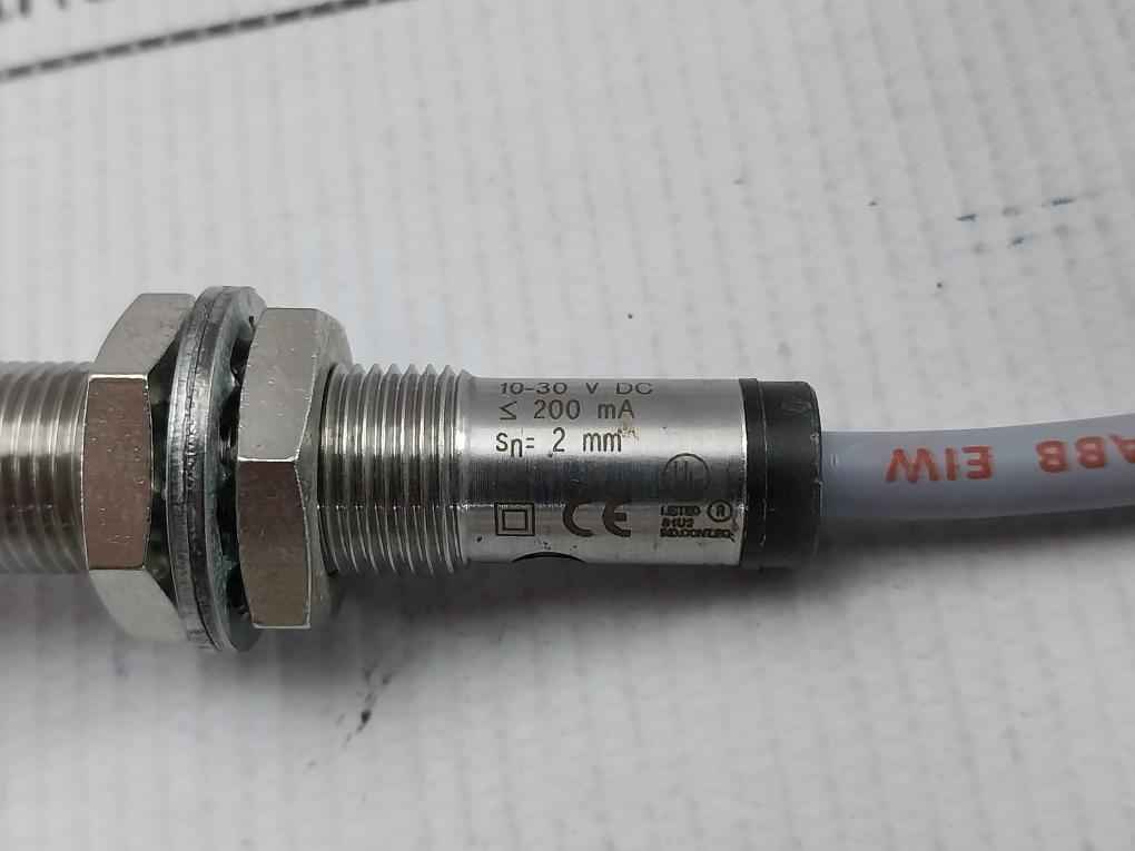 Balluff Bes 516-325-bo-c Inductive Proximity Sensor With 3M Cable 10–30V Dc