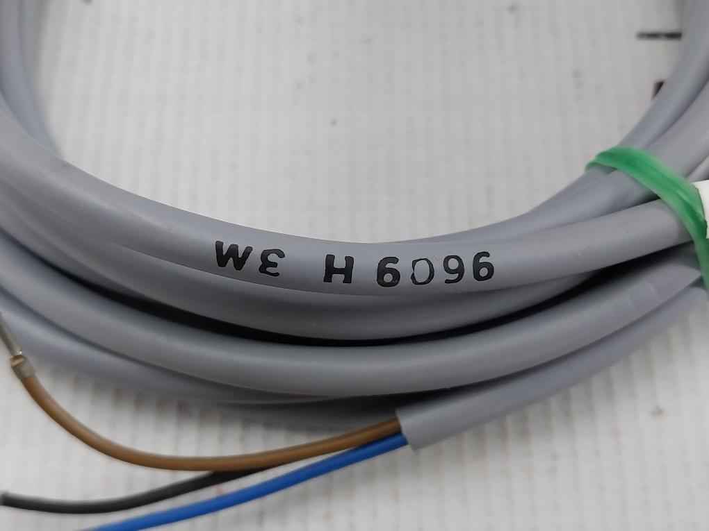 Balluff Bes 516-325-bo-c Inductive Proximity Sensor With 3M Cable 10–30V Dc