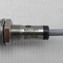 Balluff Bes 516-325-bo-c Inductive Proximity Sensor With 3M Cable 10–30V Dc