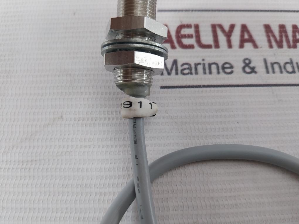 Balluff Bes M12Mg-gsc30B-bv02 Inductive Sensor With Cable E323326 Bes0045 300V