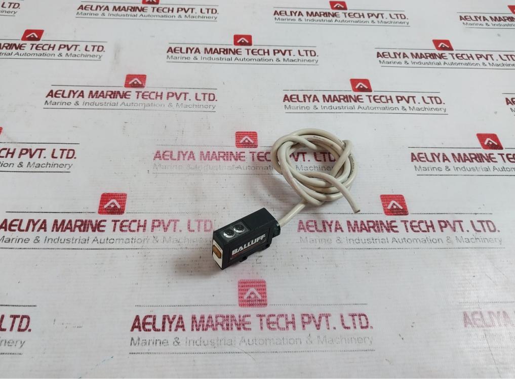 Balluff Bls 15K-r-g5 Photoelectric Sensor 10-30V Dc 5M 0501