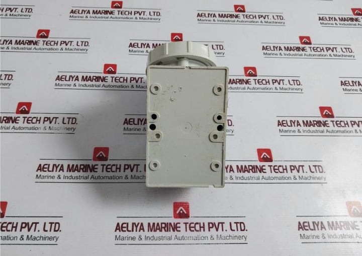Bals 1145 Wall Mounting Socket Outlet 100916993, 2p+ 32-6h / 220-240v~