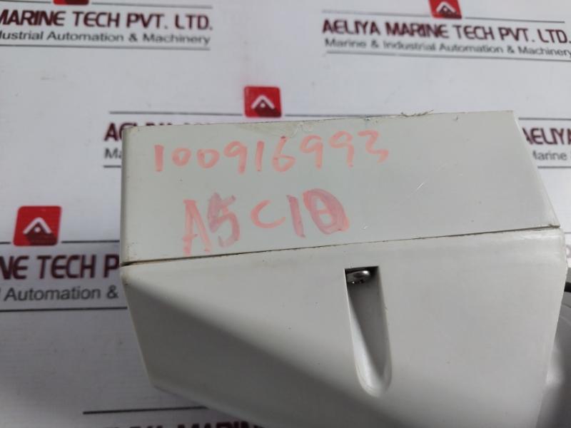 Bals 1145 Wall Mounting Socket Outlet 100916993, 2p+ 32-6h / 220-240v~