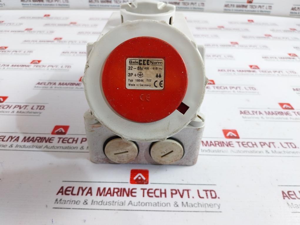 Bals Cee Norm 16044 32-6h/400-415~ Wall Mounting Socket Outlet