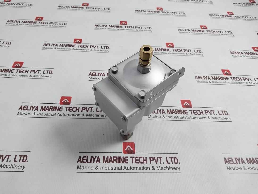 Barksdale D2T-h18 Pressure Switch 4 Bar Ac.480V/3A