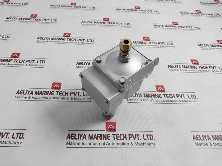 Barksdale D2T-h18 Pressure Switch 4 Bar Ac.480V/3A