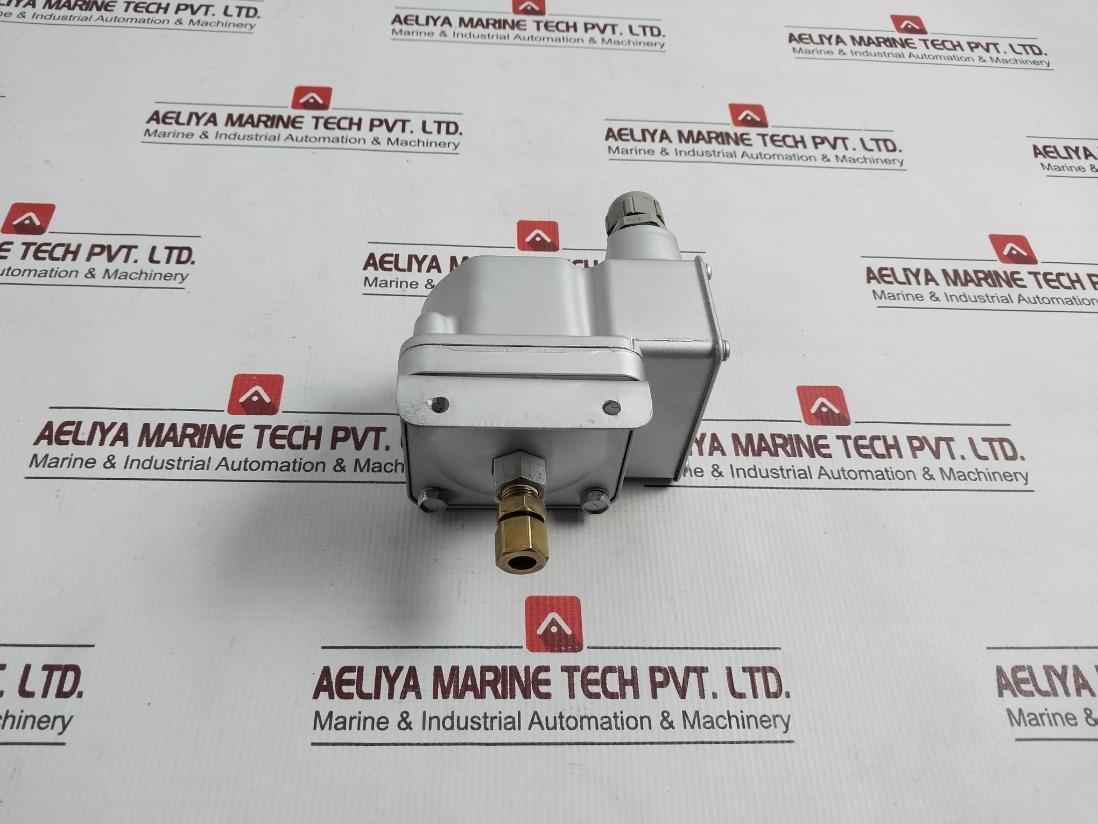 Barksdale D2T-h18 Pressure Switch 4 Bar Ac.480V/3A