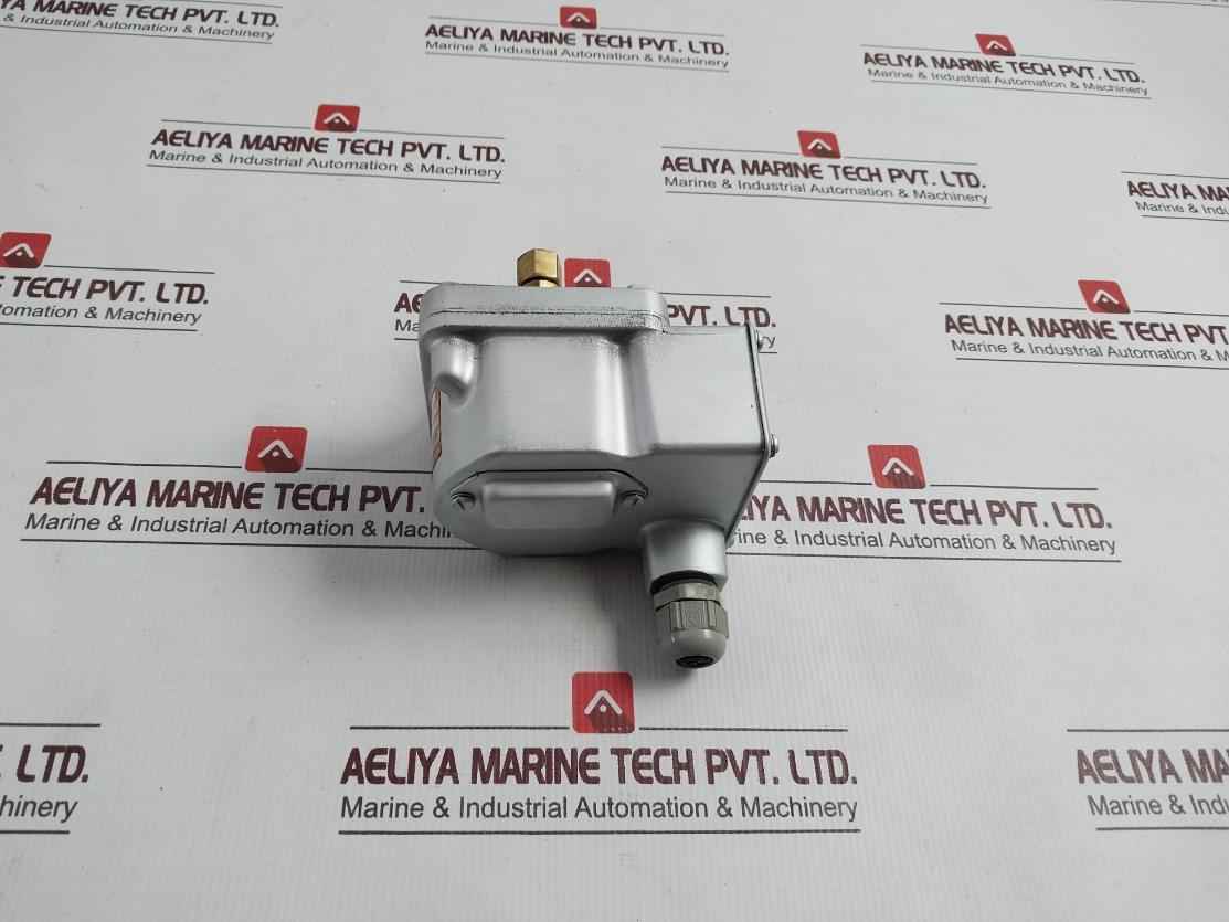 Barksdale D2T-h18 Pressure Switch 4 Bar Ac.480V/3A