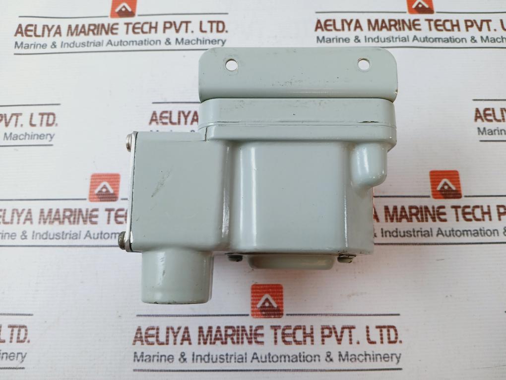 Barksdale D2T-H18SS Pressure Switch D2T-0057