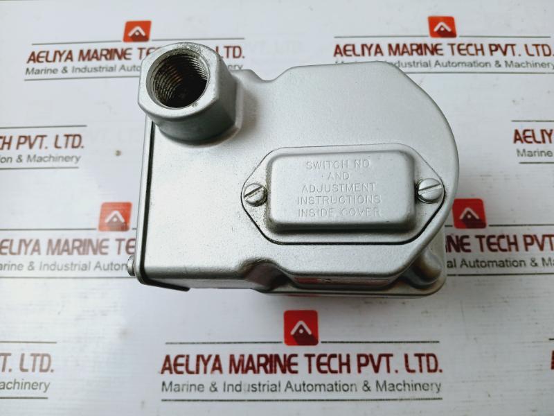 Barksdale Dpd1T-h18 Diaphragm Differential Switch 0.40-18 Psi 60 Psi