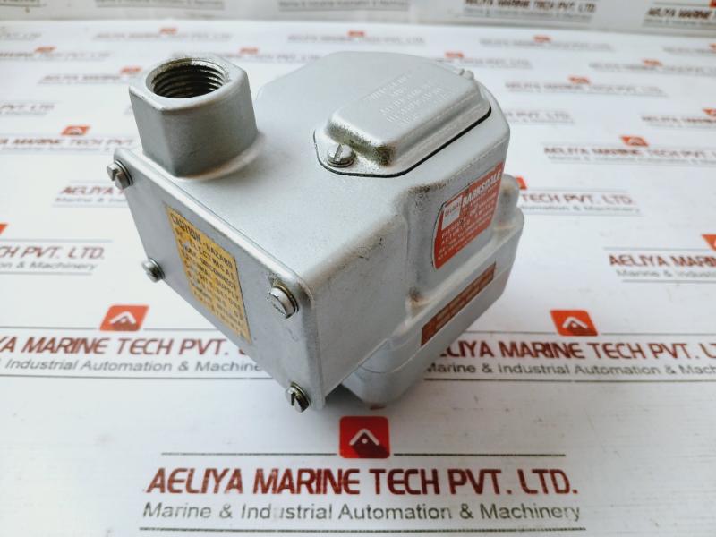 Barksdale Dpd1T-h18 Diaphragm Differential Switch 0.40-18 Psi 60 Psi