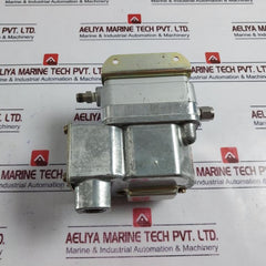 Barksdale DPD1T-H18 Diaphragm Differential Switch 60 PSI 4.14 Bar