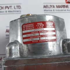 Barksdale DPD1T-H18 Diaphragm Differential Switch 60 PSI 4.14 Bar