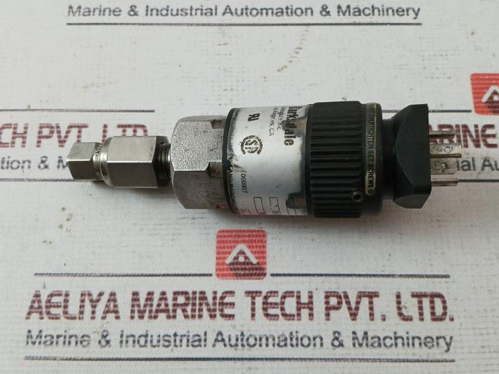 Barksdale T96201-bb2Ss-t2 Compact Pressure Switch 360-1700 Psi