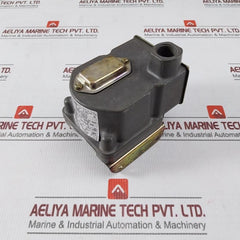 Barksdale D1T-m80Ss-s0018 Pressure Or Vacuum Actuated Switch 5-80 Psi