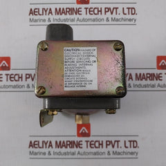 Barksdale D1T-m80Ss-s0018 Pressure Or Vacuum Actuated Switch 5-80 Psi