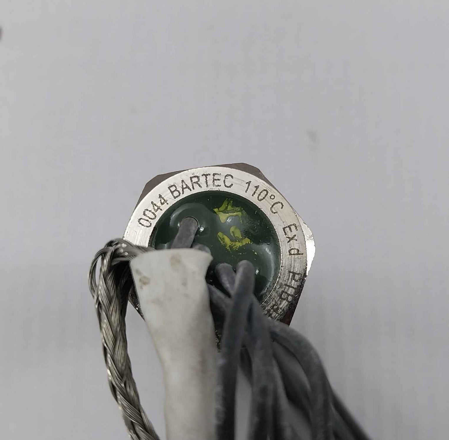 Bartec 0044 Line Bushing Ex D Ptb 97 Atex 1047 U