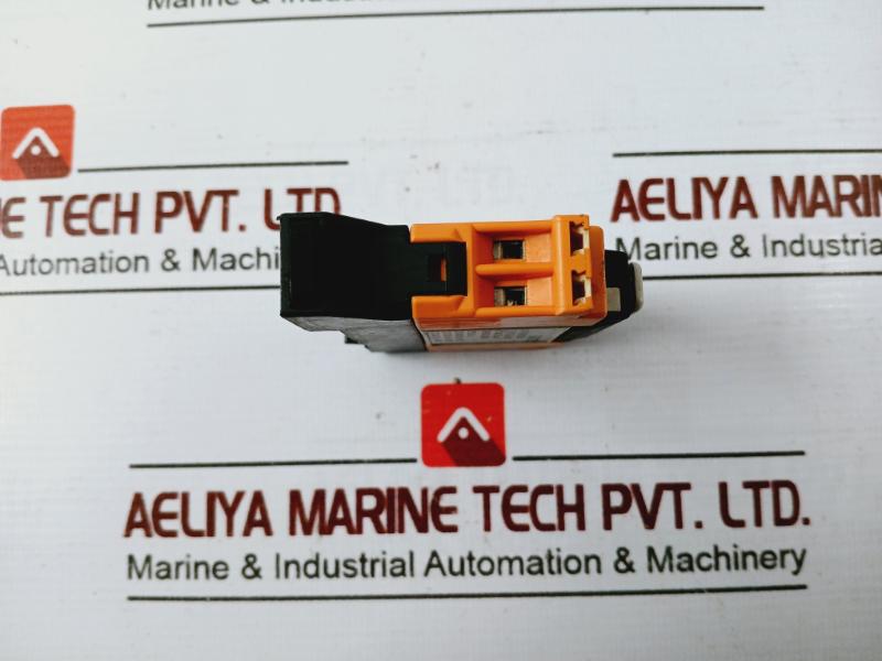 Bartec 07-7311-6131Ee00 Isolator Terminal Ip 30 Ac-15 400V/2A