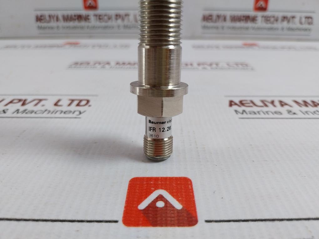 Baumer Electric Inductive Proximity Switch 12-30 Vdc Ifr 12.26.15/K715