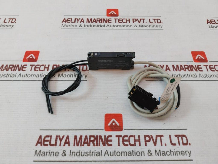 Baumer Fvdk 10P69Yr Photoelectric Sensor Rev 00 3Hna001539-001 12-24Vdc