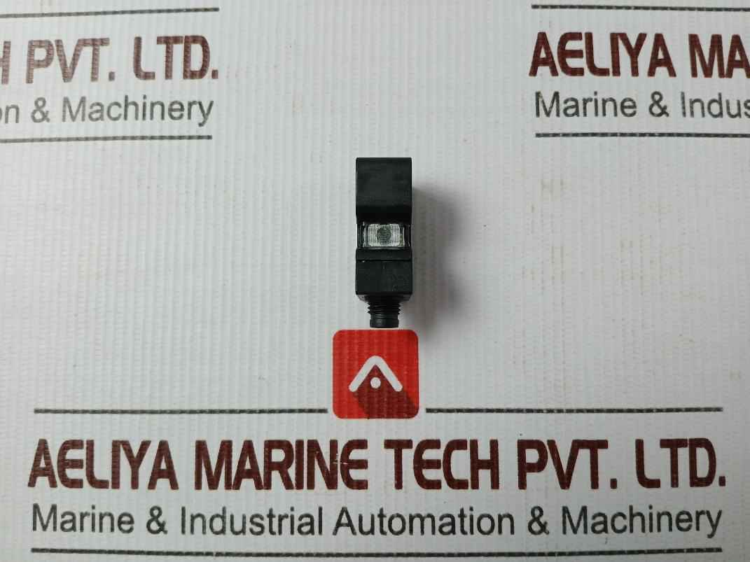 Baumer O300Y.Qr-11144073 Photoelectric Sensor