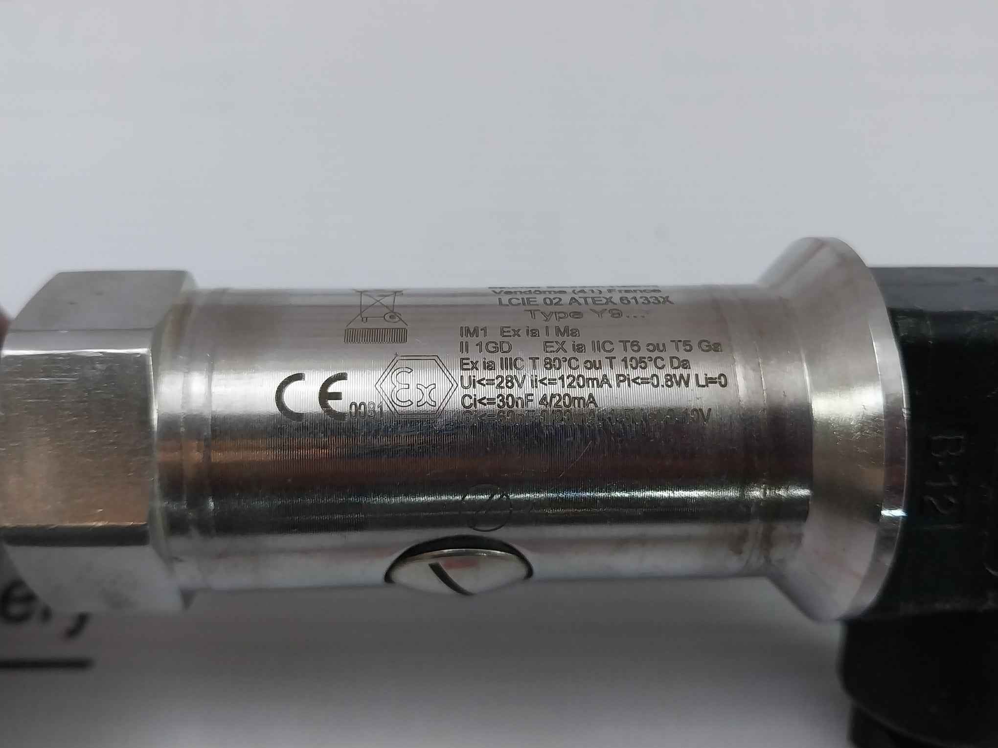 Baumer Y913 Pressure Transmitter 4–20 Ma 11-28 Vdc 11145770
