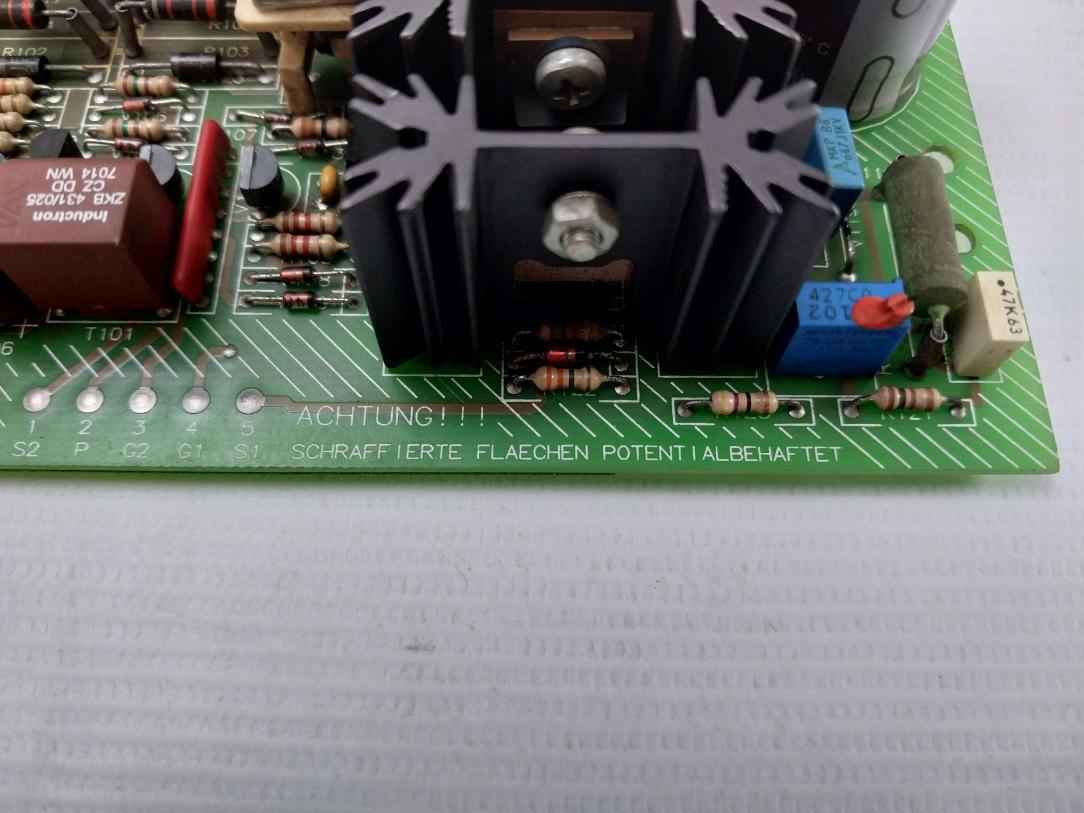 Baumuller 3.9002 F Printed Circuit Board Card