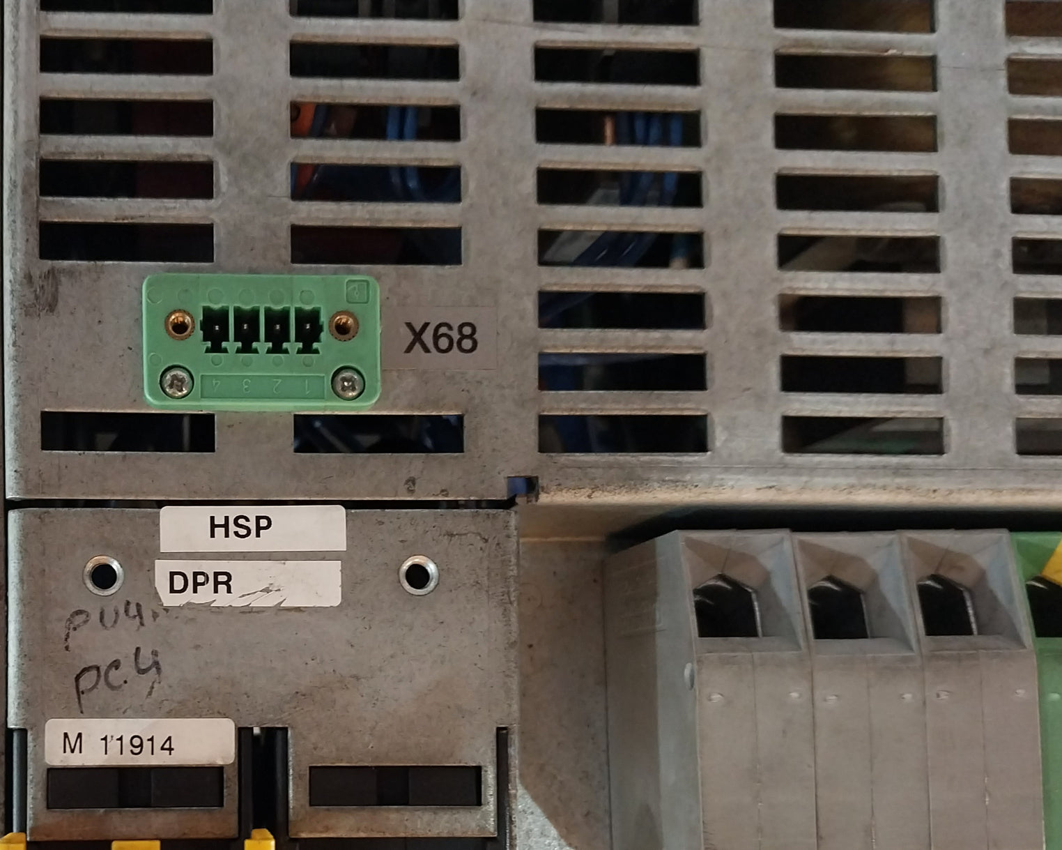 Baumuller Bum62T-100/130-54-m-039 Servo Drive 400V/480V 50/60Hz