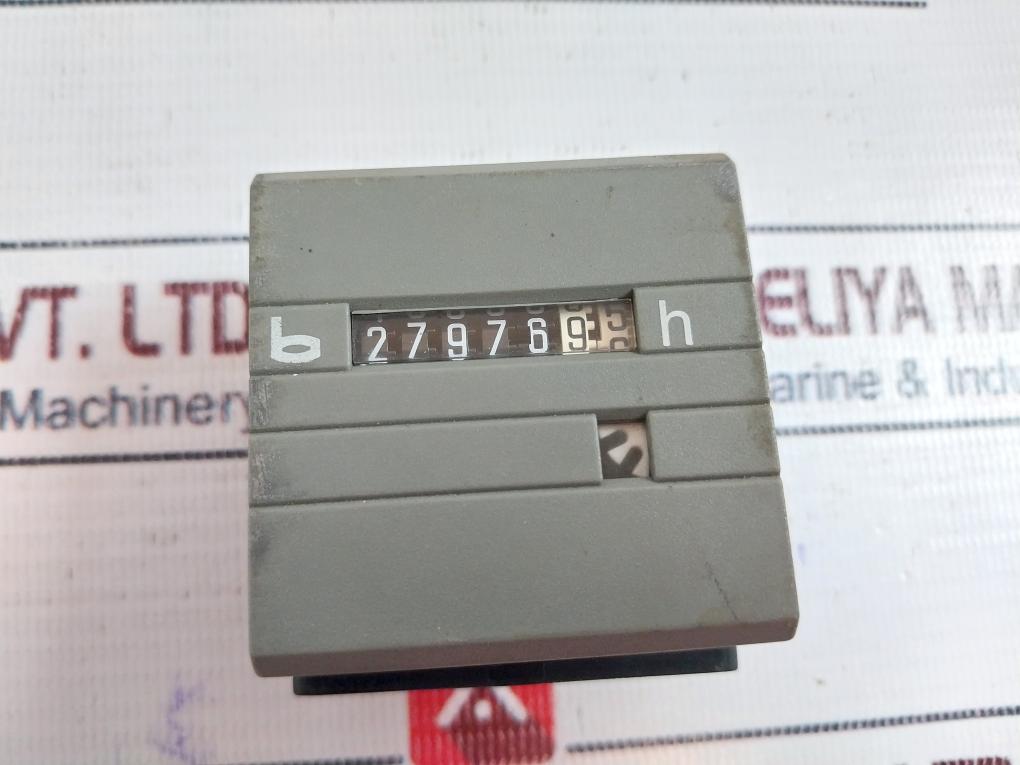 Bauser 629 631 Hour Meter 10-80Vdc